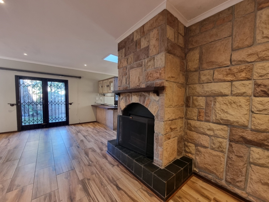 4 Bedroom Property for Sale in Table View Western Cape